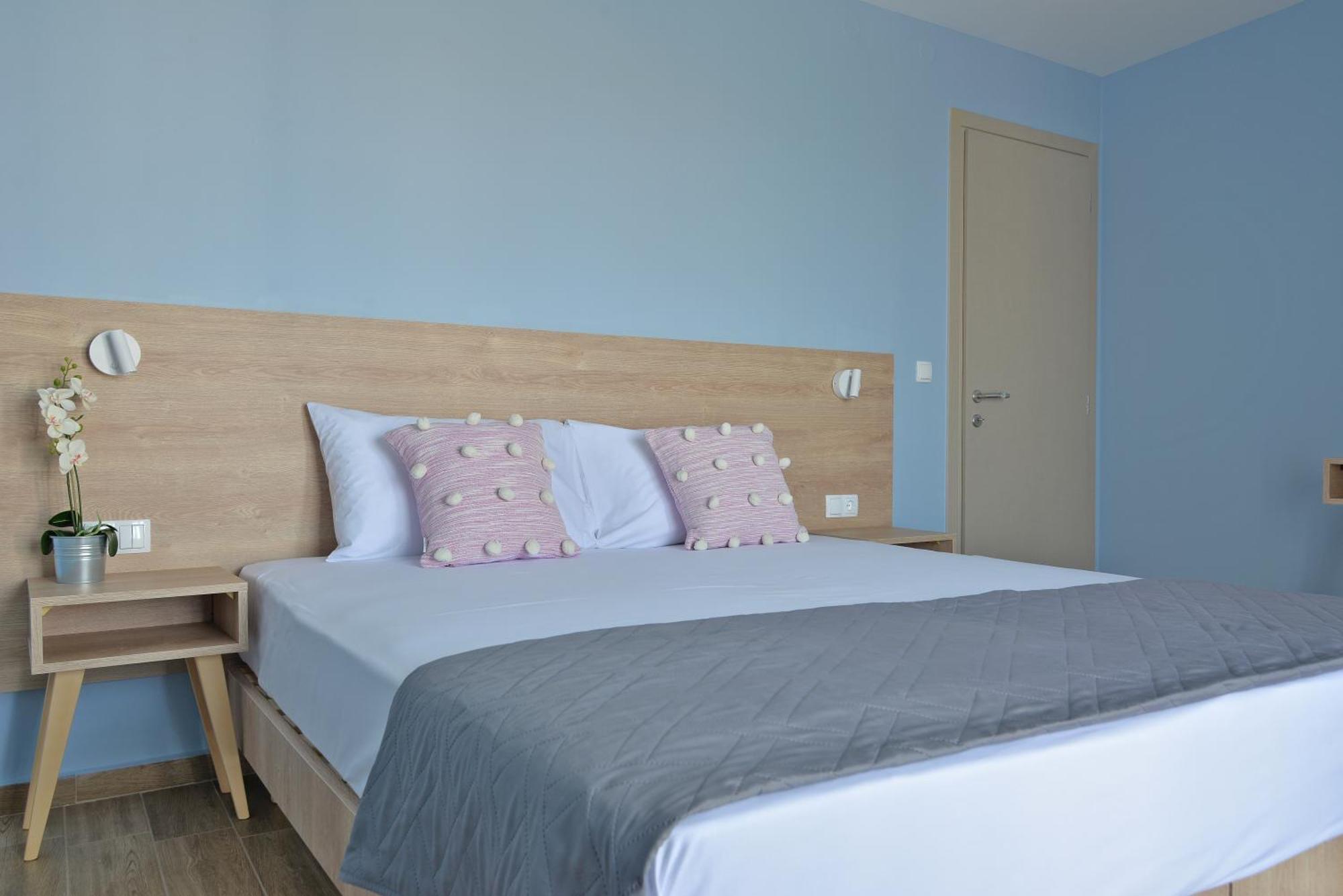 Niel Holiday Apartments, Panel Hospitality Homes & Villas 렙토카리아 외부 사진