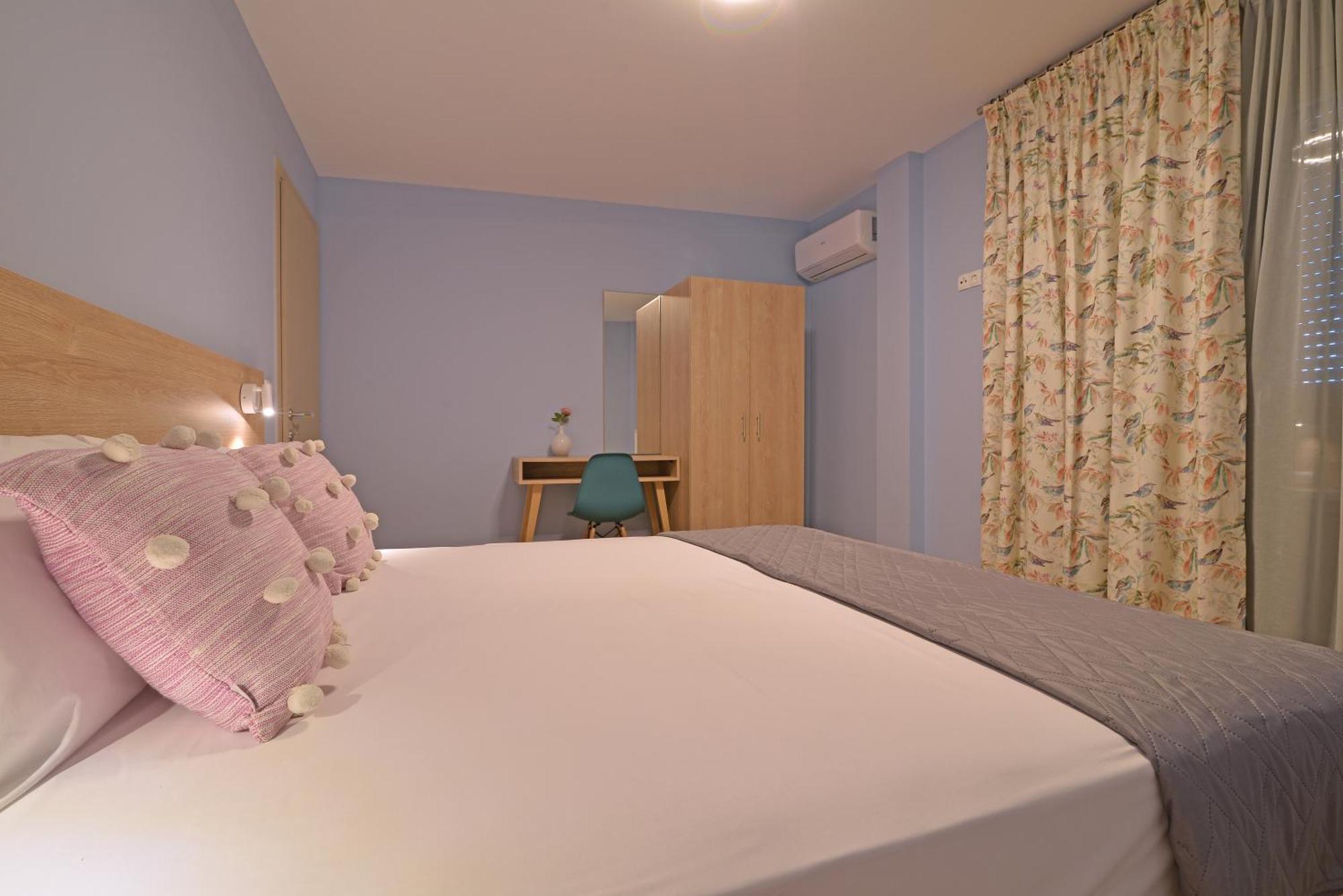 Niel Holiday Apartments, Panel Hospitality Homes & Villas 렙토카리아 외부 사진
