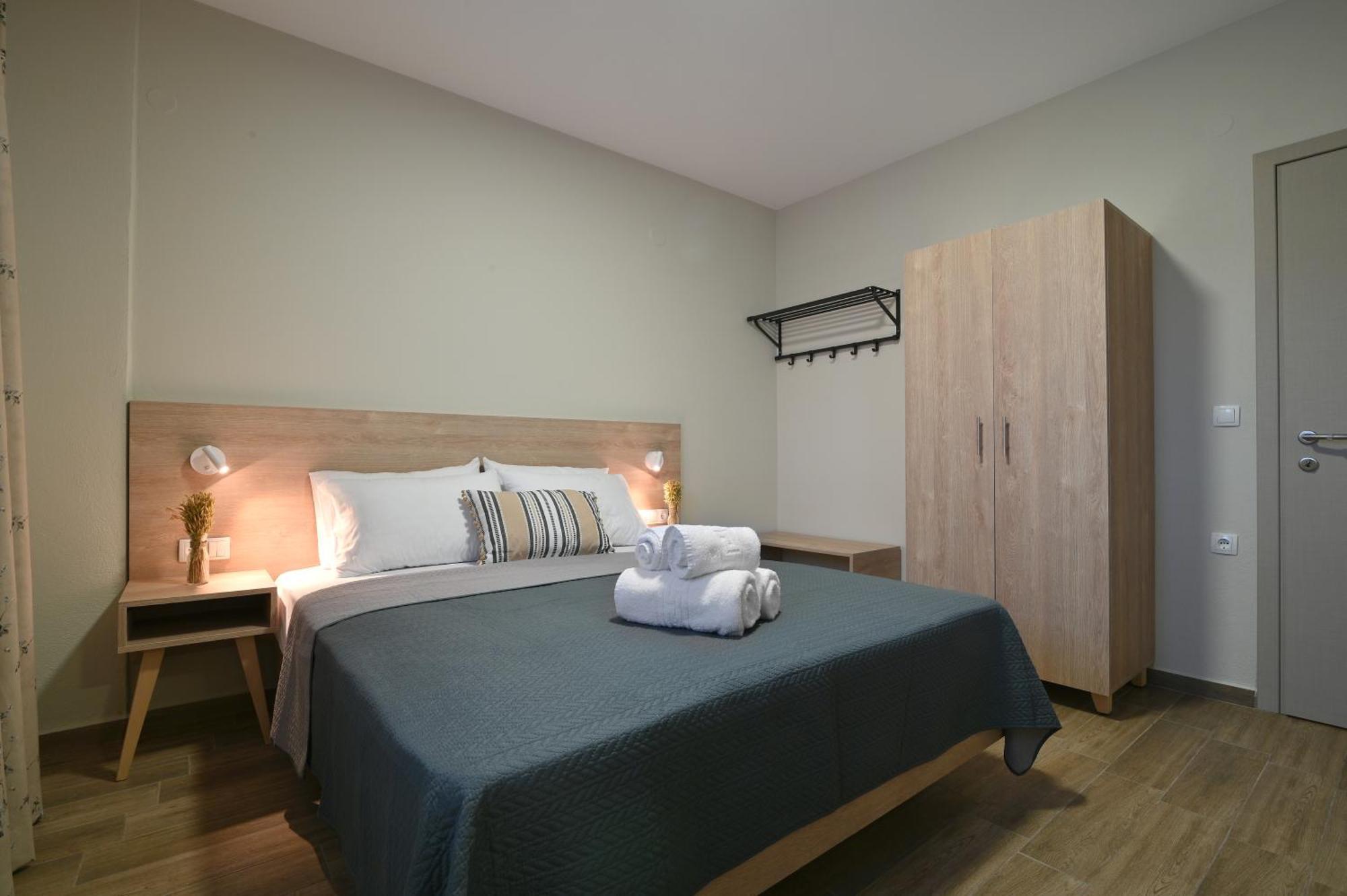 Niel Holiday Apartments, Panel Hospitality Homes & Villas 렙토카리아 외부 사진
