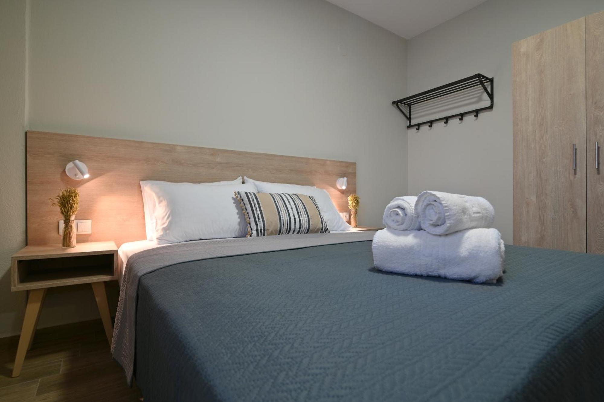 Niel Holiday Apartments, Panel Hospitality Homes & Villas 렙토카리아 외부 사진